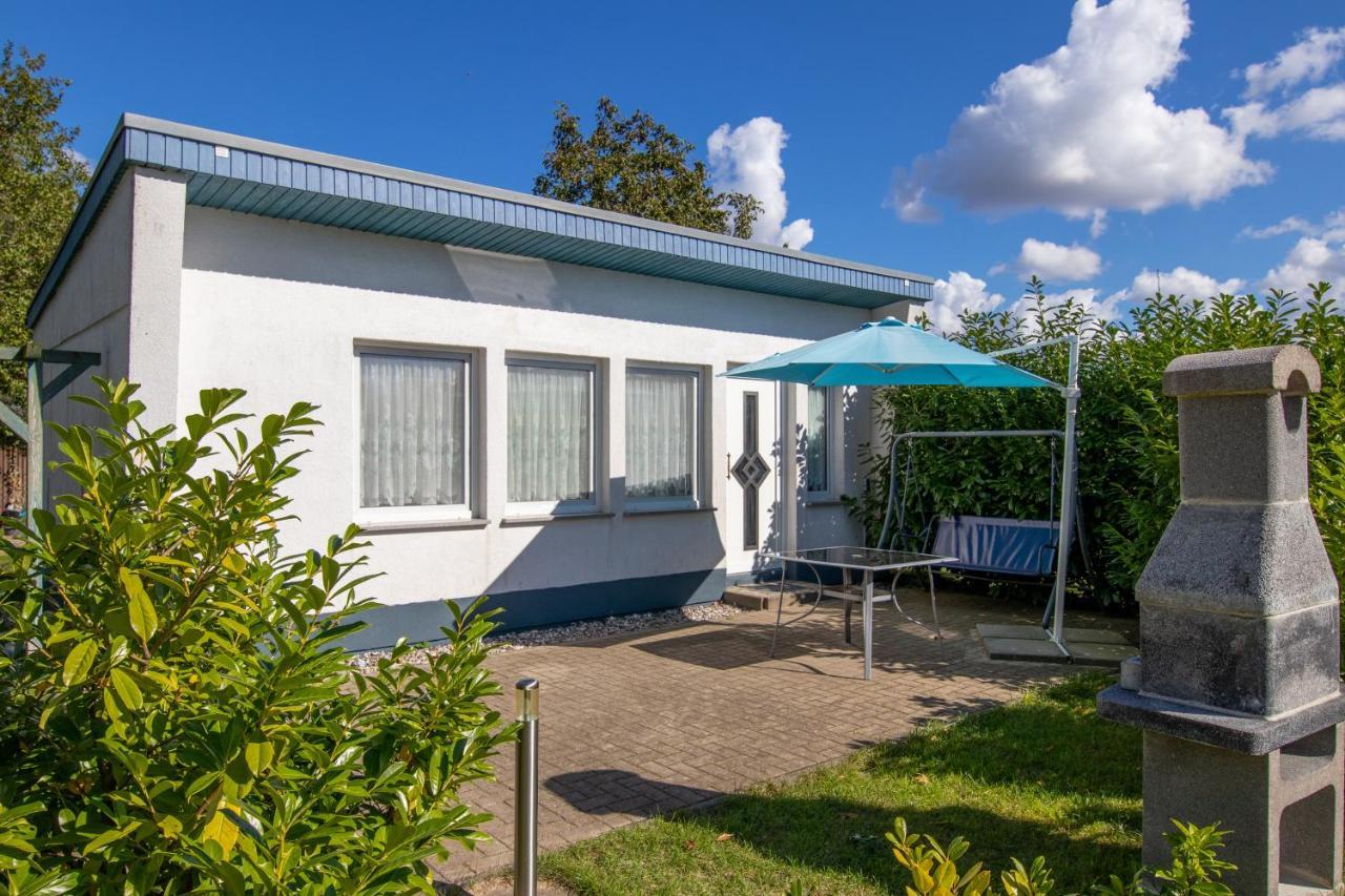 Bungalow Am Waldrand Barth Exterior photo